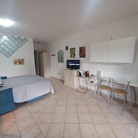 Casa Monella Mono Locale Vista Mare Apartment Маринела Екстериор снимка